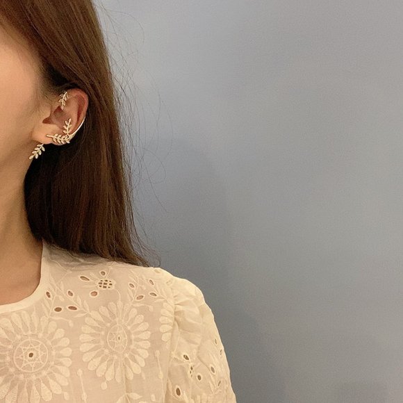 💙💕Last one Olive Leaf single Earring earcuff - Picture 7 of 9